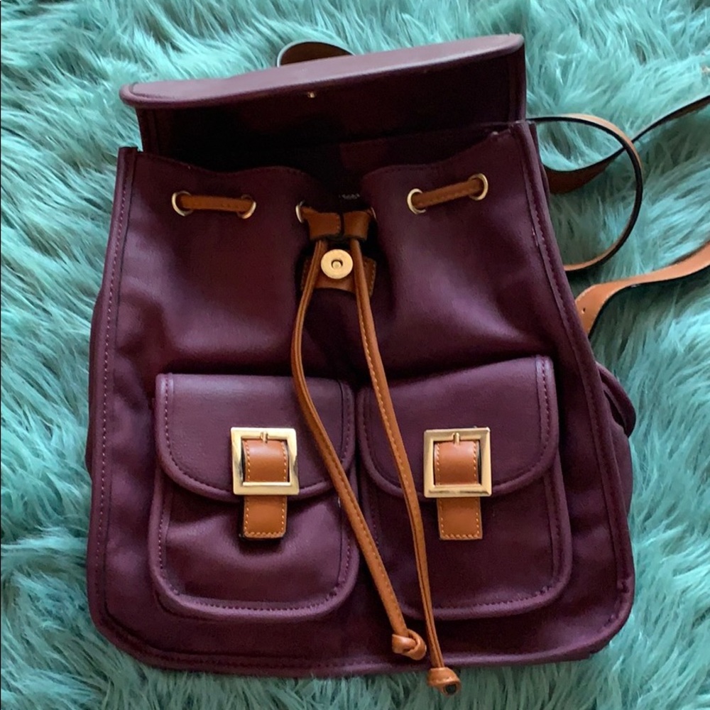 Maroon drawstring backpack - Picture 2 of 4